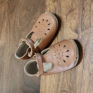 Baby Boden Mary Jane shoes